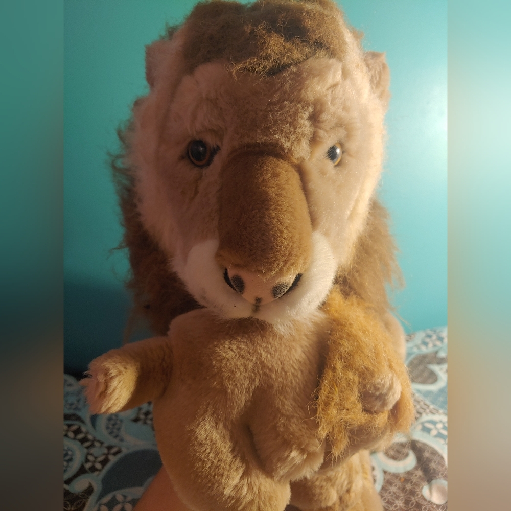 Daddy Lion And Lion Cub Stuffed Animal